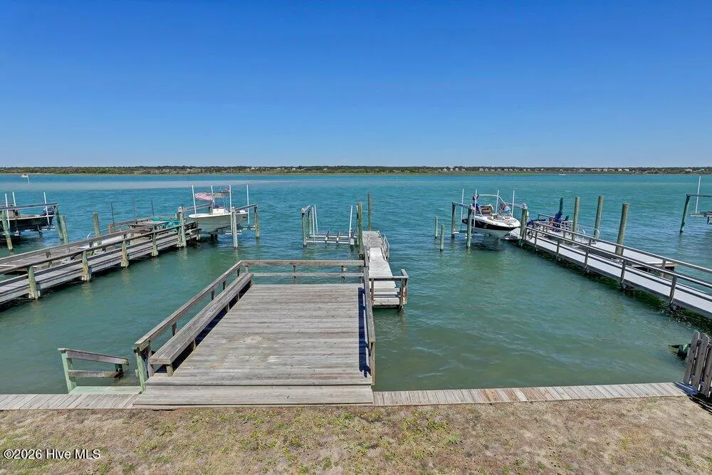 712 Channel Boulevard Topsail Beach, NC 28445
