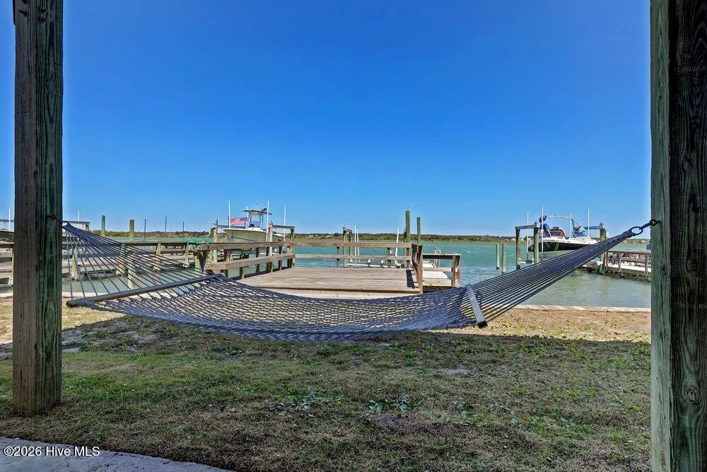 712 Channel Boulevard Topsail Beach, NC 28445