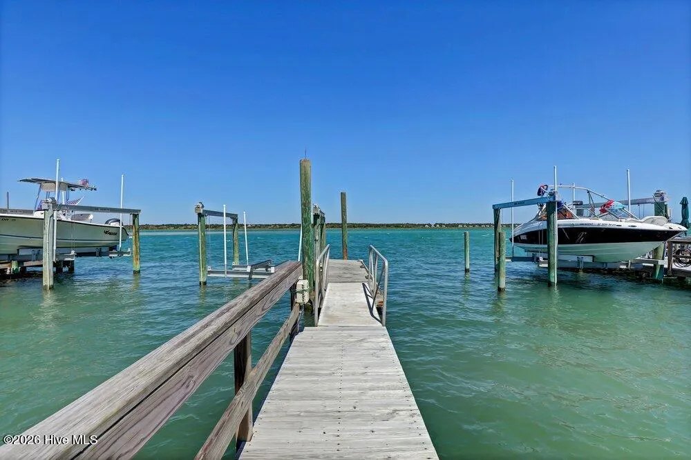 712 Channel Boulevard Topsail Beach, NC 28445
