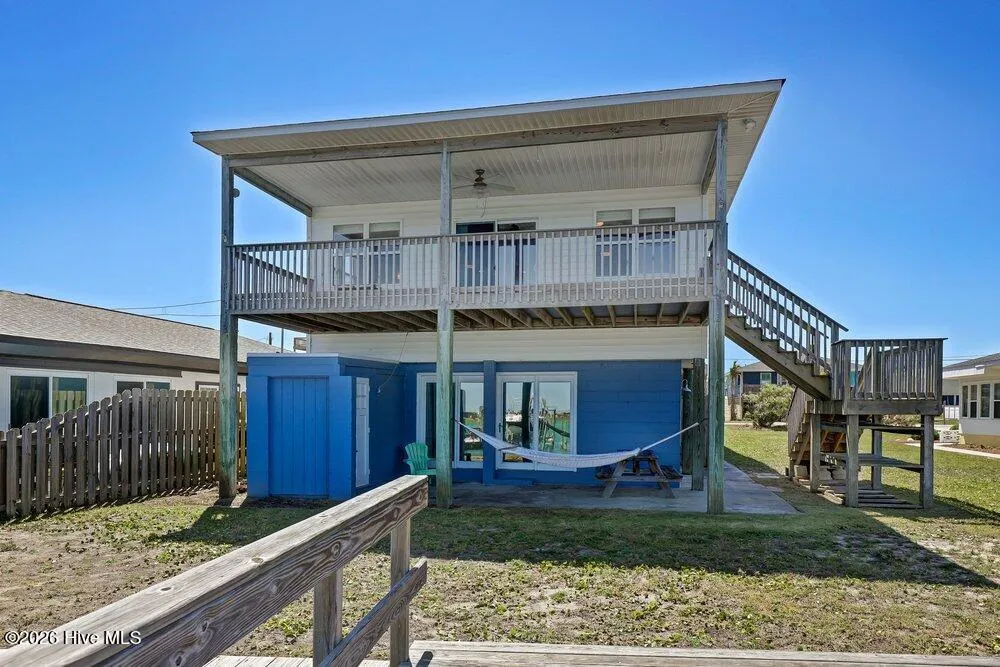 712 Channel Boulevard Topsail Beach, NC 28445