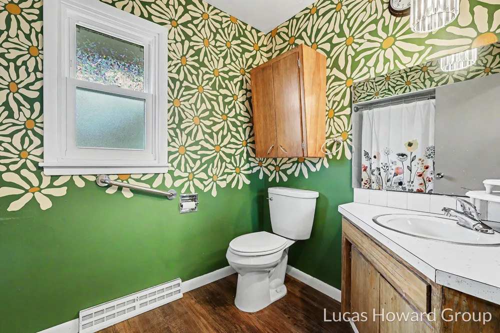 1365 Sumac Street Muskegon Charter Township, MI 49445