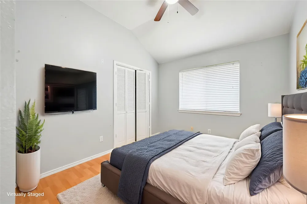 700 N Emma Drive Arlington, TX 76002