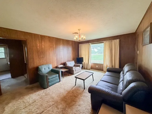 1250 Fm 112 Lexington, TX 78947