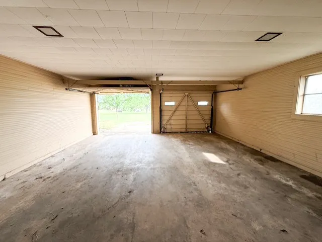 1250 Fm 112 Lexington, TX 78947