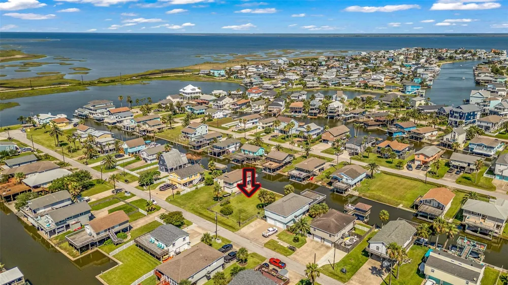 16530 Nassau Way Jamaica Beach, TX 77554
