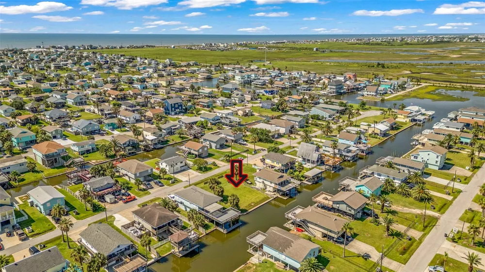 16530 Nassau Way Jamaica Beach, TX 77554