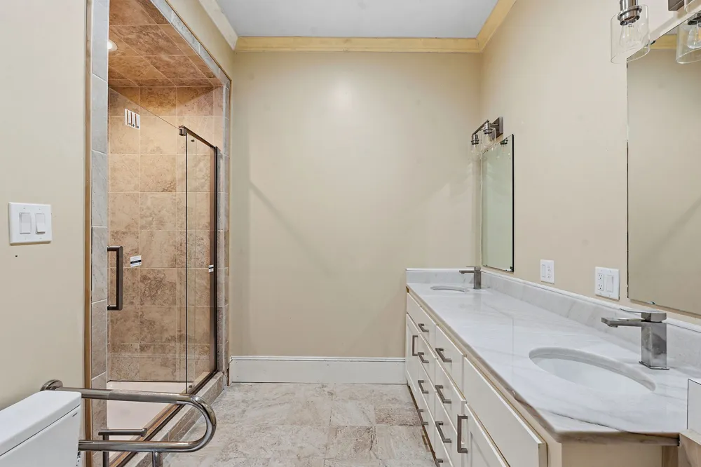 1232 Spruce Street Lockhart, TX 78644
