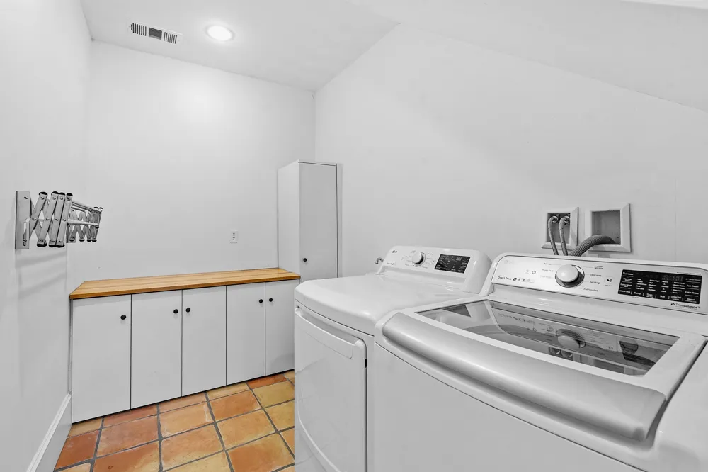 1232 Spruce Street Lockhart, TX 78644