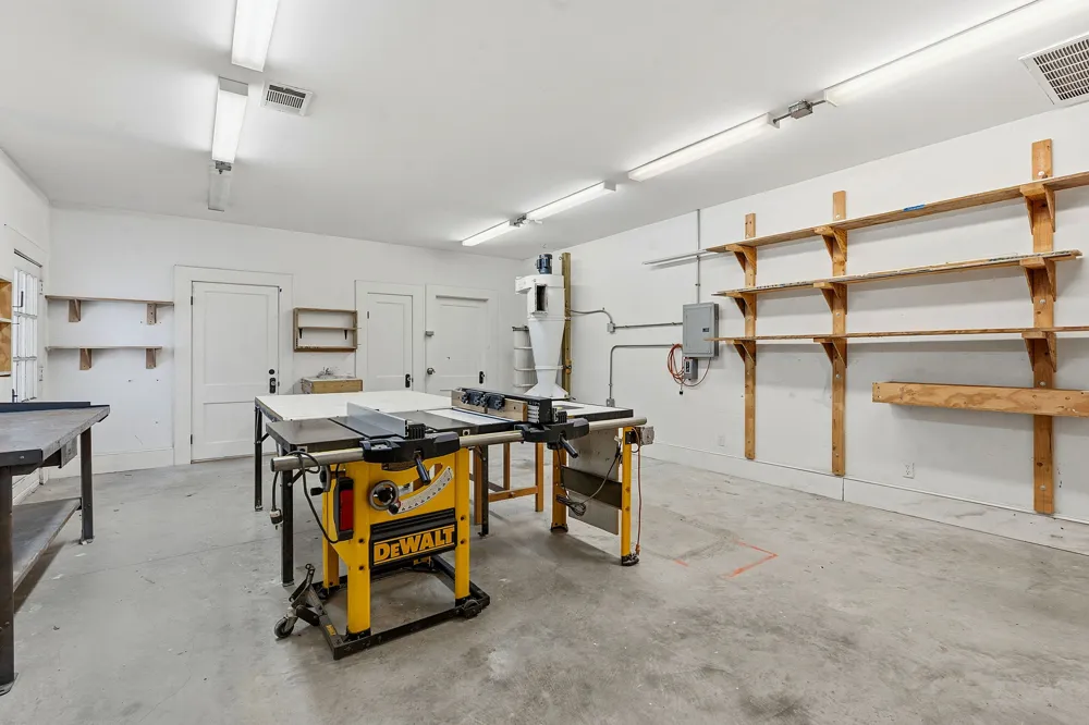 1232 Spruce Street Lockhart, TX 78644