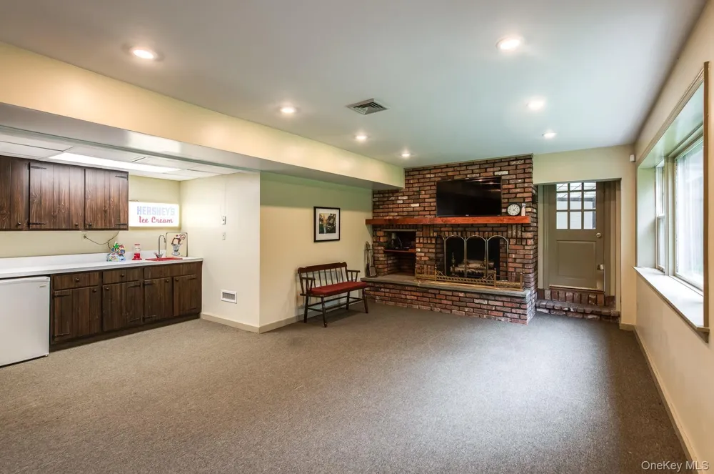 121 Andrews Road Lagrangeville, NY 12540