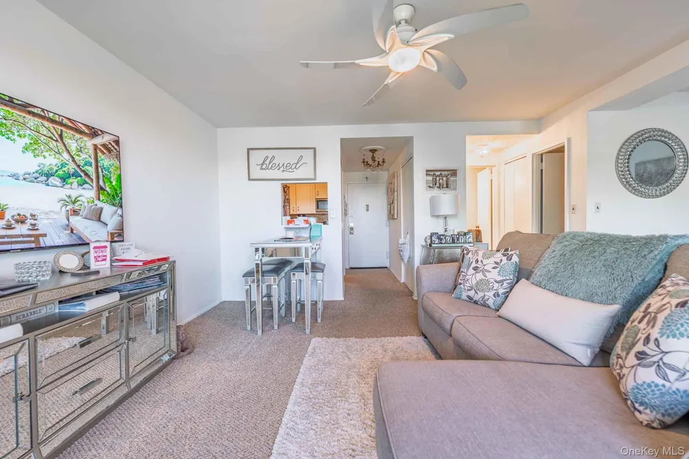 2 Richmond Road #3R Lido Beach, NY 11561