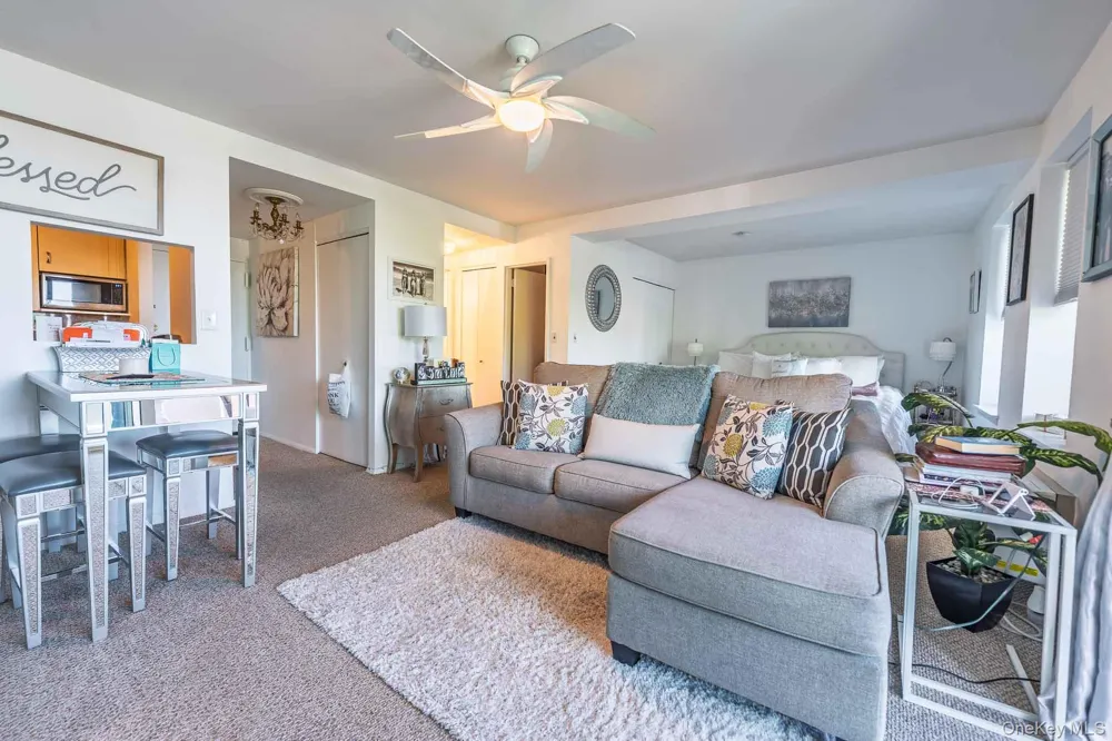 2 Richmond Road #3R Lido Beach, NY 11561