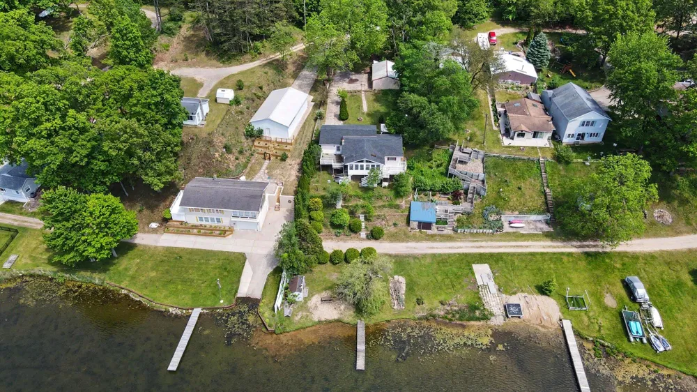 13703 Carefree Drive Johnstown Township, MI 49017