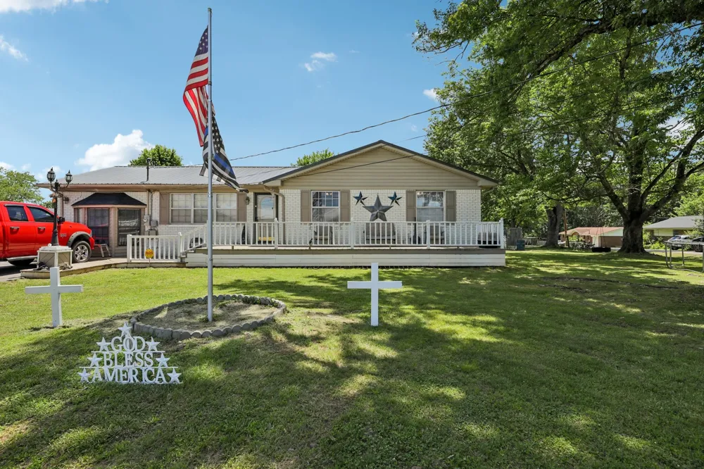 107 Bermuda Dr