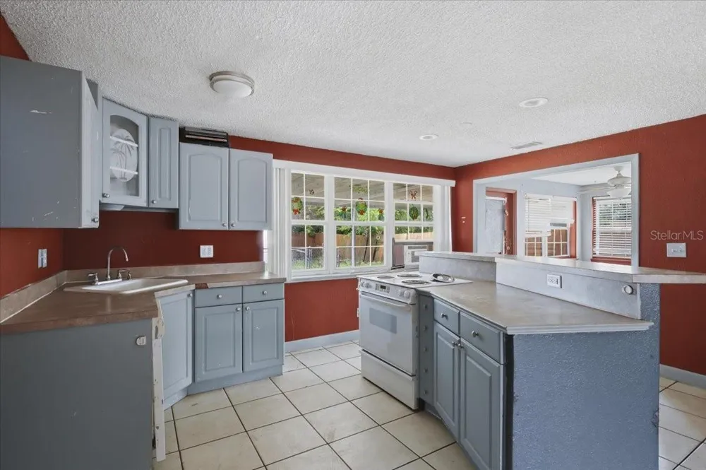 2605 YALE ROAD South Daytona, FL 32119