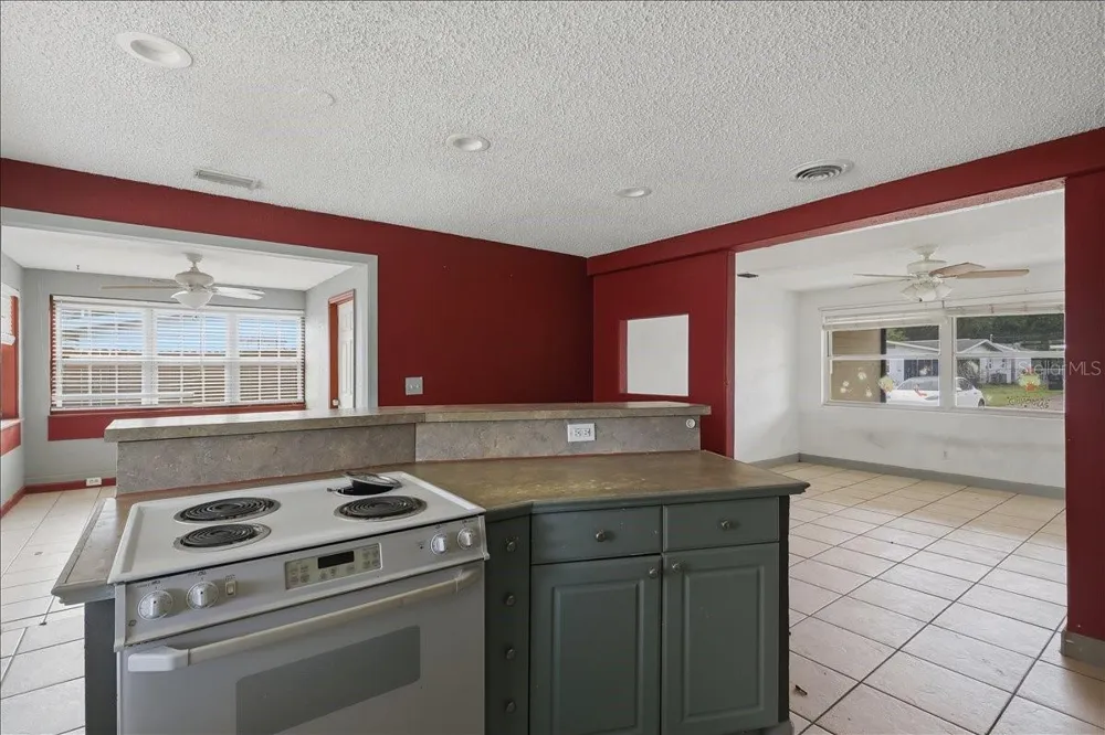 2605 YALE ROAD South Daytona, FL 32119