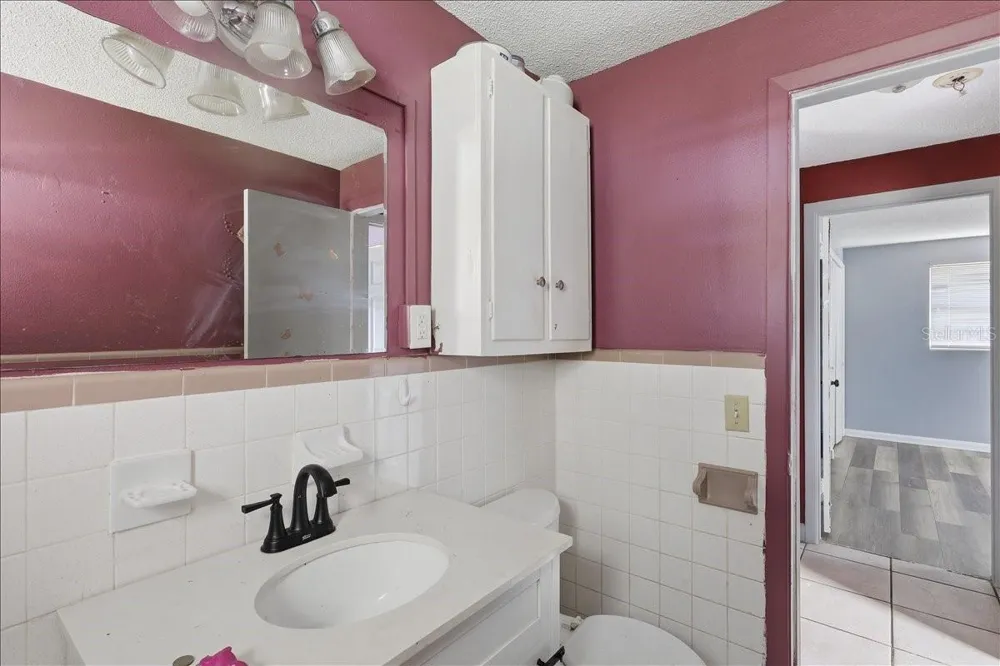 2605 YALE ROAD South Daytona, FL 32119