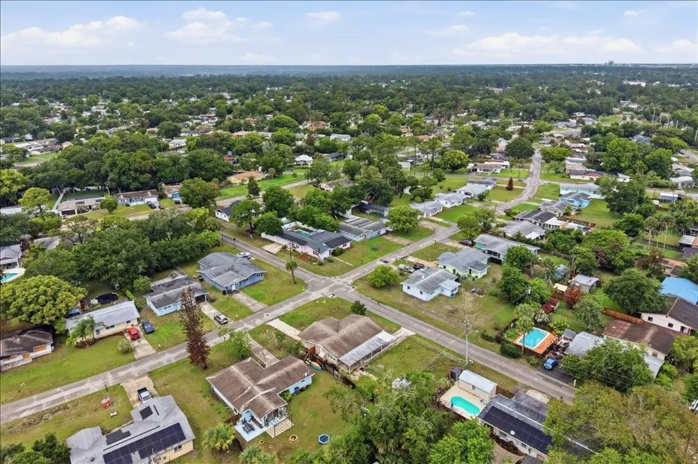2605 YALE ROAD South Daytona, FL 32119