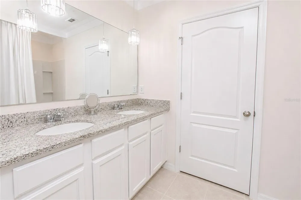 2824 SUNRIDGE LOOP St Cloud, FL 34771