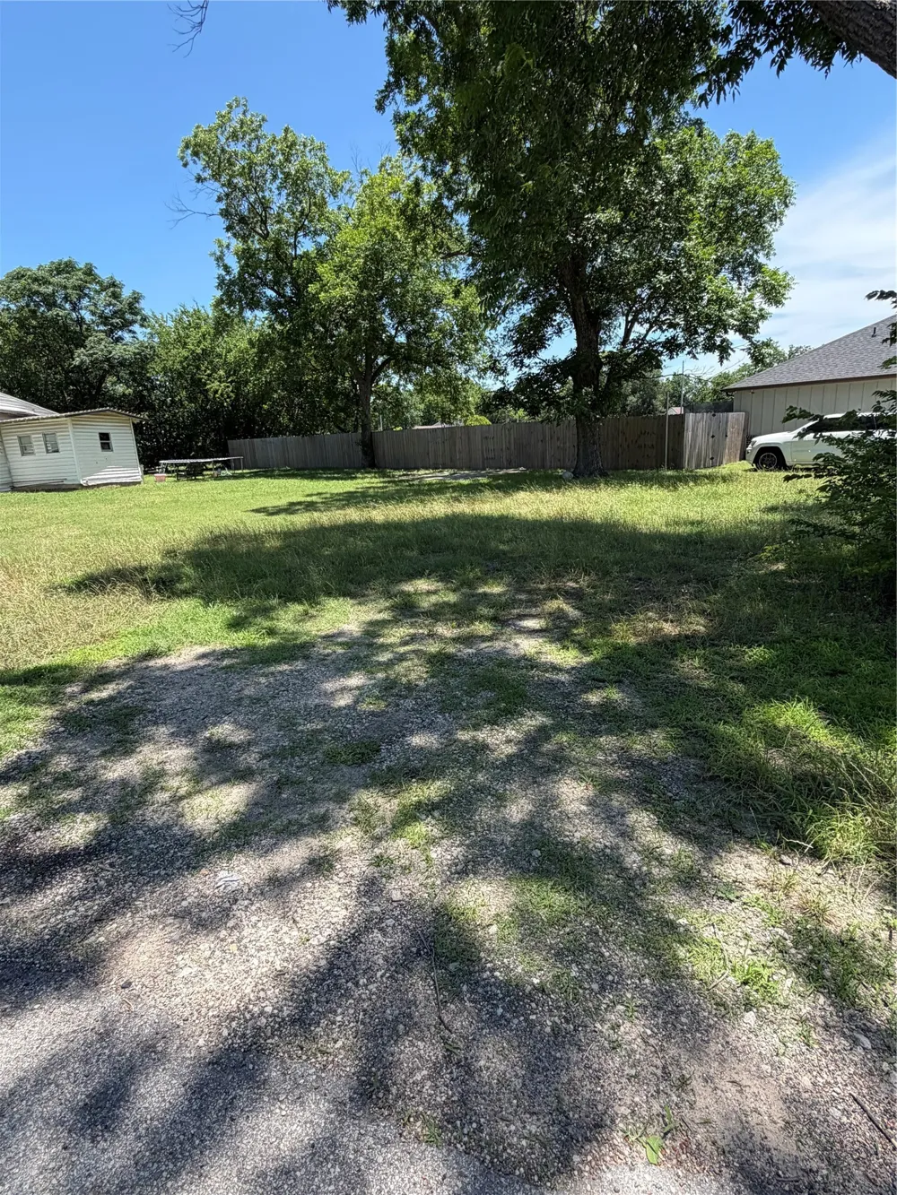 409 E Alamo Street Terrell, TX 75160