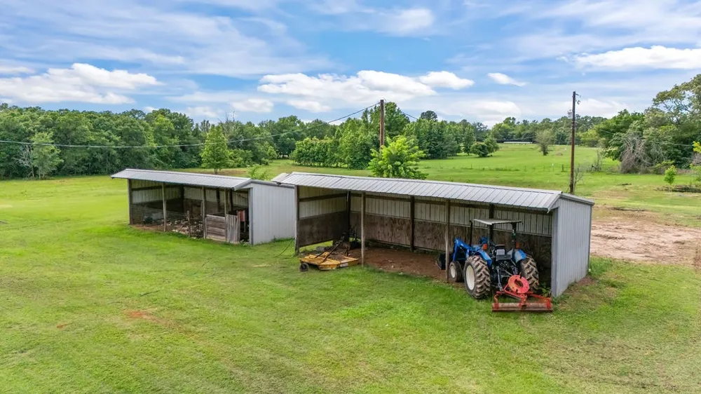 1122 County Road 3750 Hawkins, TX 75765