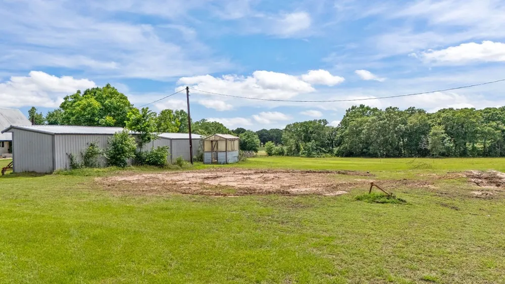 1122 County Road 3750 Hawkins, TX 75765