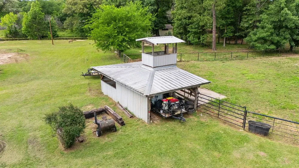 1122 County Road 3750 Hawkins, TX 75765
