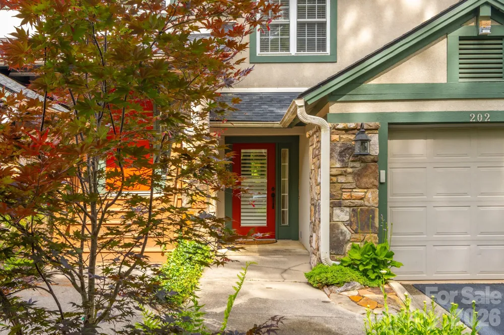 99 Ridgetop Circle #202 Brevard, NC 28712