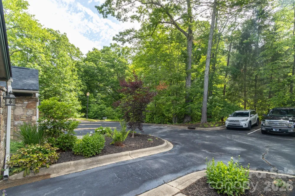 99 Ridgetop Circle #202 Brevard, NC 28712