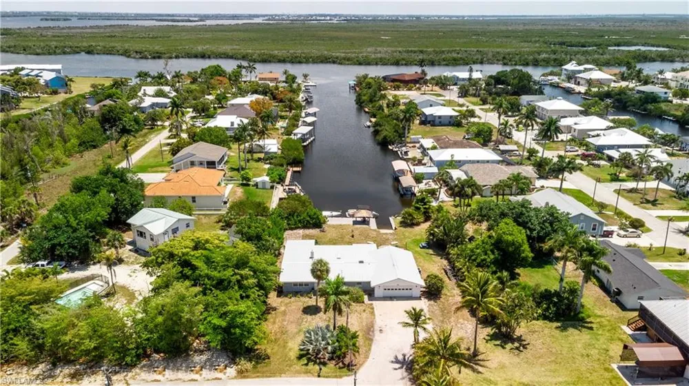 5387 Marina Drive Bokeelia, FL 33922