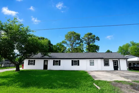1117 County Road 515