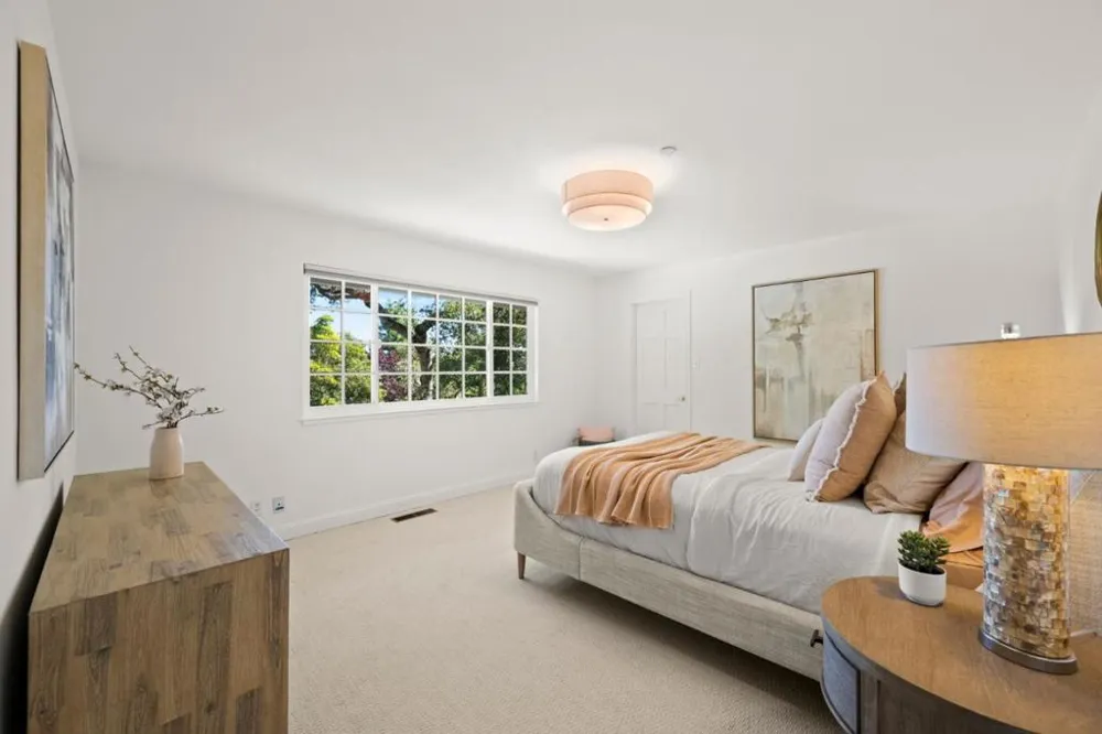 220 Robin Road Hillsborough, CA 94010
