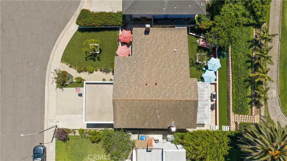 16541 Charleyville Huntington Beach, CA 92649