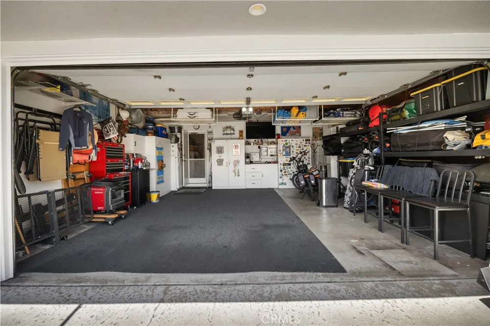 16541 Charleyville Huntington Beach, CA 92649