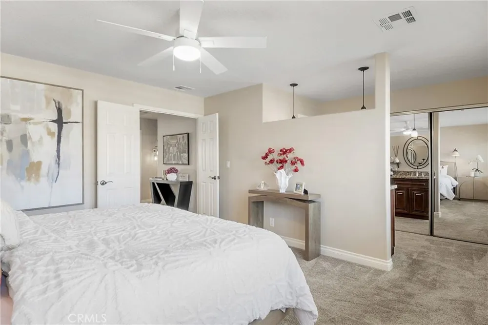 16541 Charleyville Huntington Beach, CA 92649