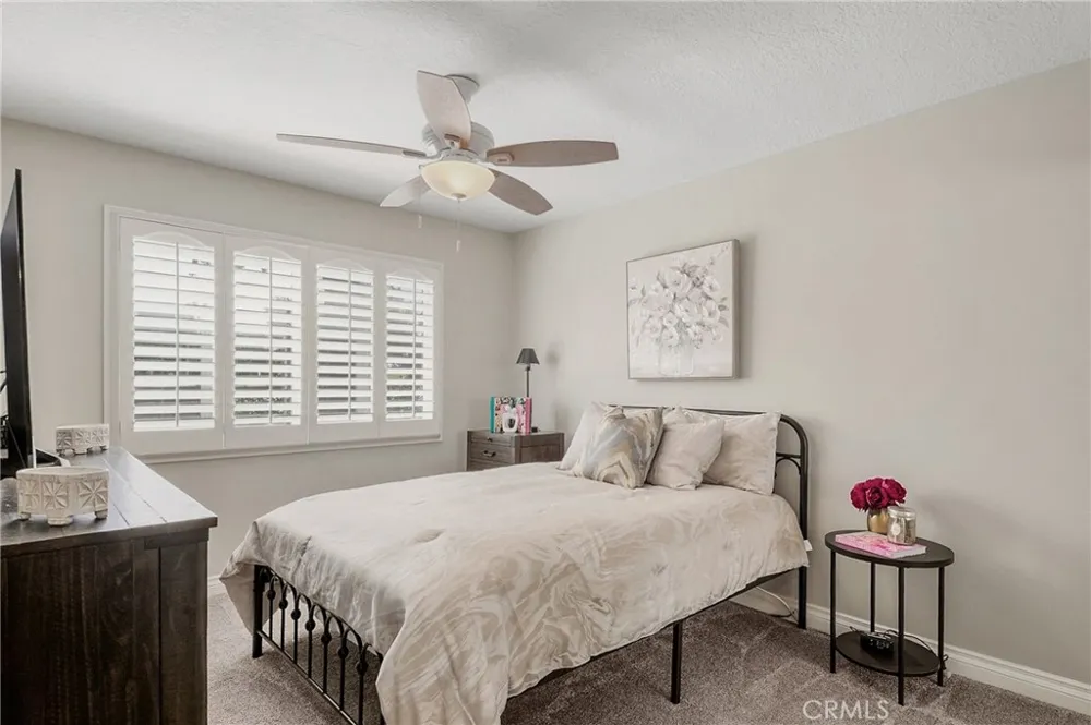 16541 Charleyville Huntington Beach, CA 92649