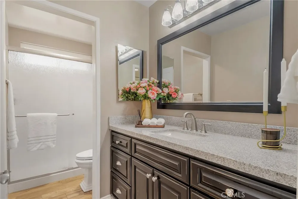 16541 Charleyville Huntington Beach, CA 92649