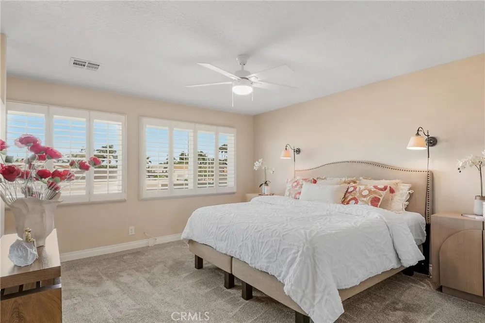 16541 Charleyville Huntington Beach, CA 92649