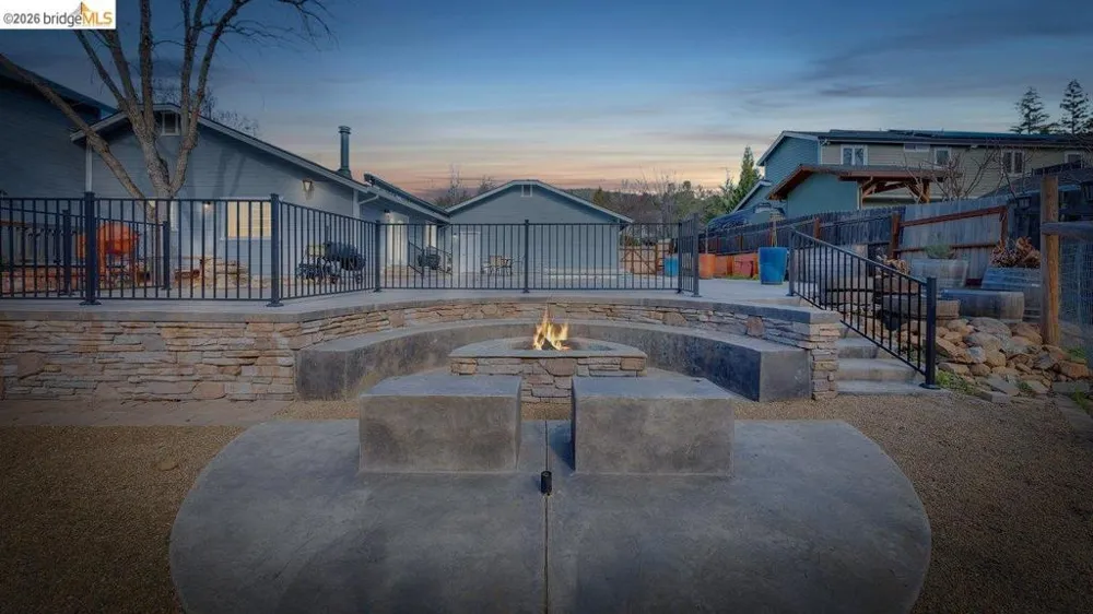 12929 Hollow Dr Sonora, CA 95370