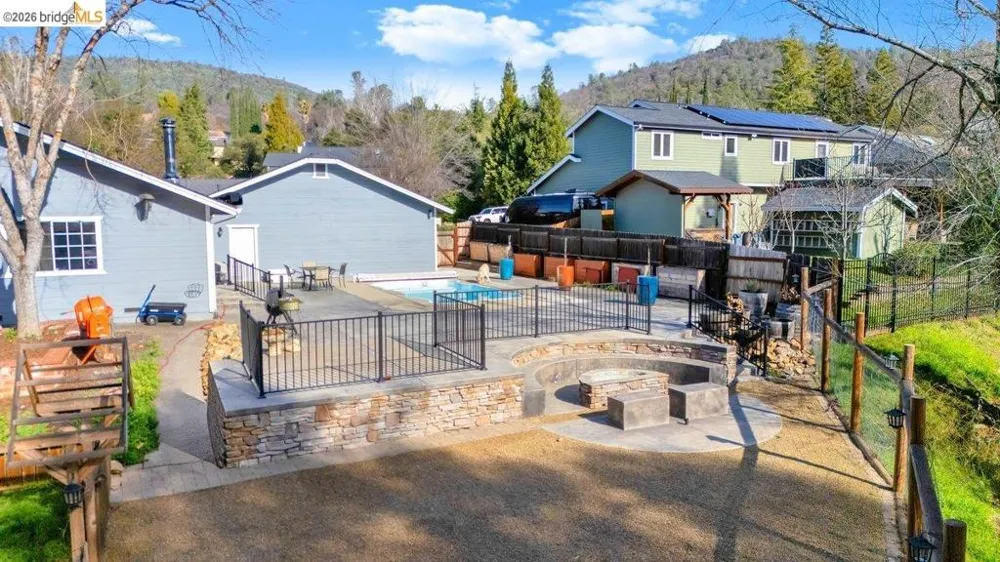 12929 Hollow Dr Sonora, CA 95370