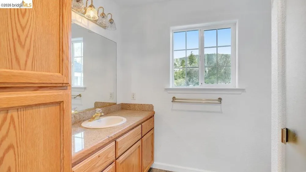 12929 Hollow Dr Sonora, CA 95370