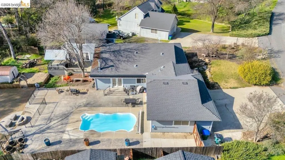 12929 Hollow Dr Sonora, CA 95370