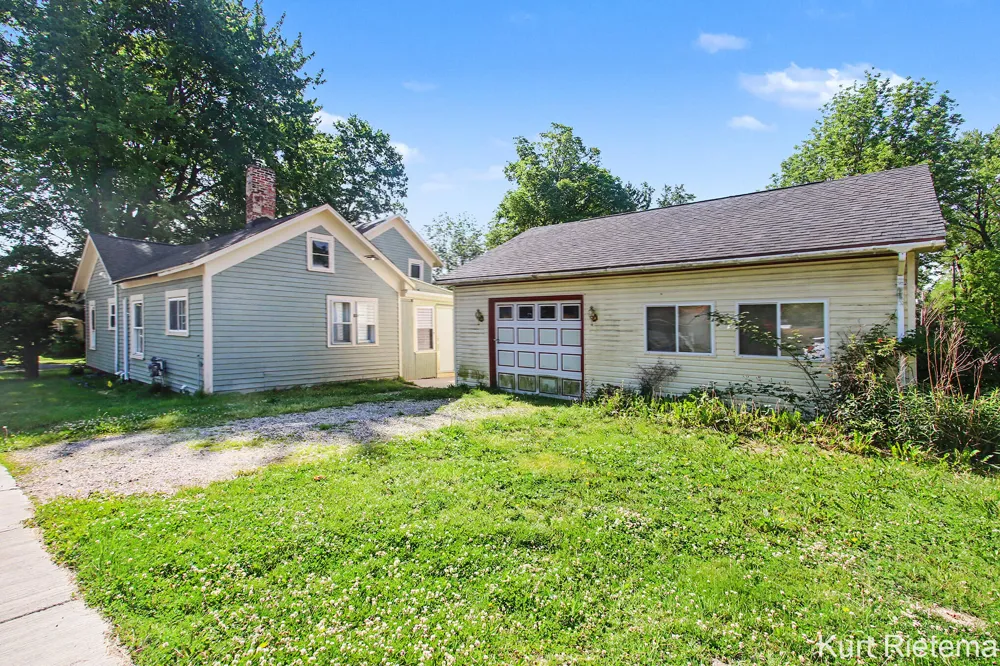 220 Hamilton Avenue Bangor City, MI 49013