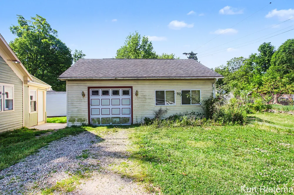220 Hamilton Avenue Bangor City, MI 49013