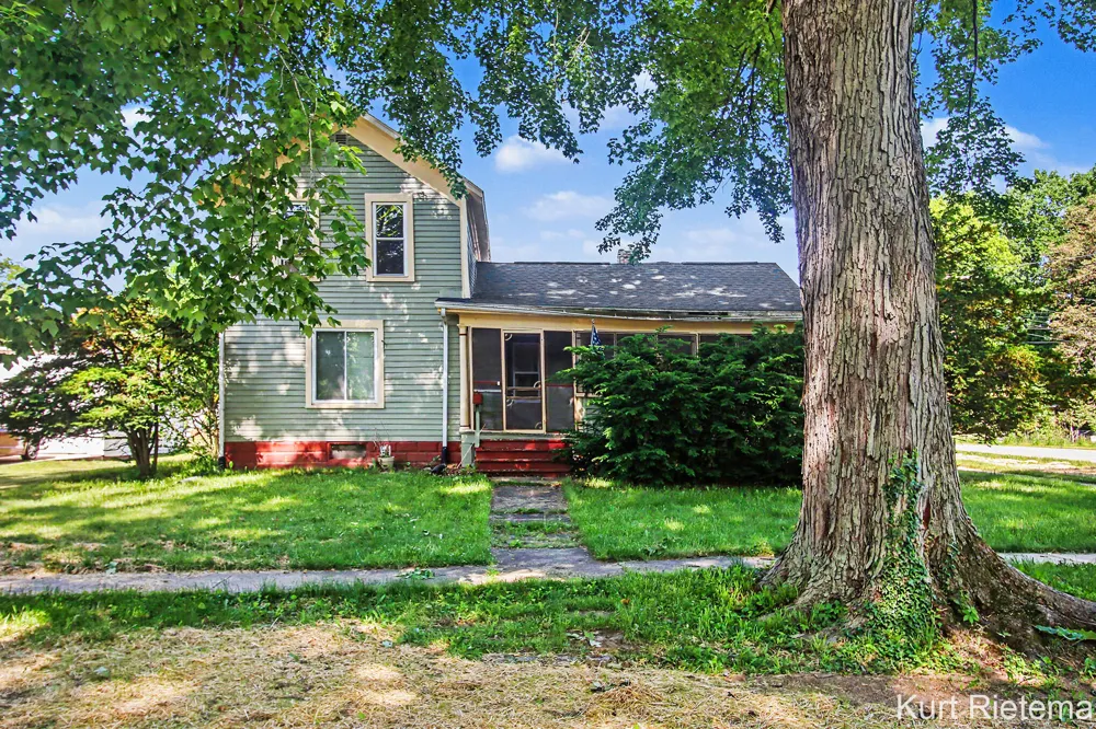 220 Hamilton Avenue Bangor City, MI 49013