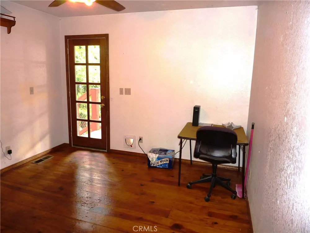 21531 Sawpit Canyon Road Cedarpines Park, CA 92322