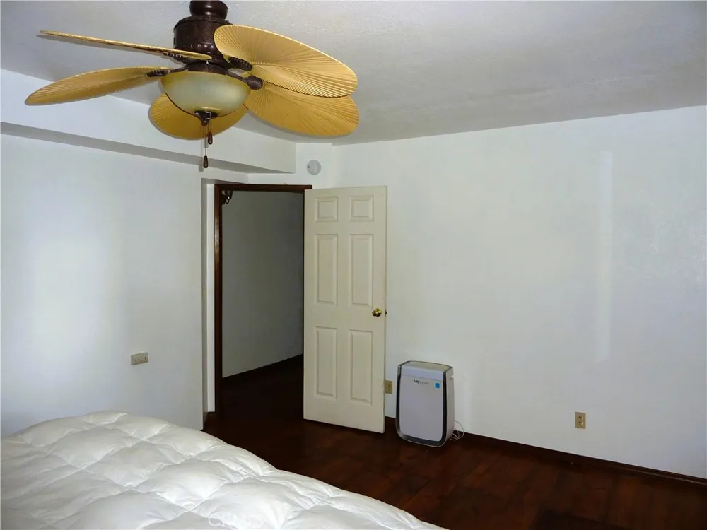 21531 Sawpit Canyon Road Cedarpines Park, CA 92322