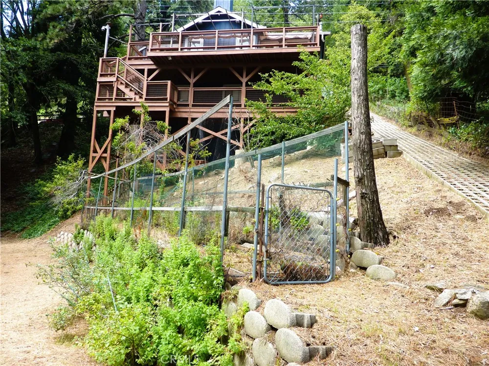 21531 Sawpit Canyon Road Cedarpines Park, CA 92322