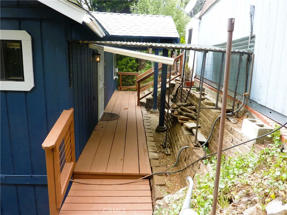 21531 Sawpit Canyon Road Cedarpines Park, CA 92322