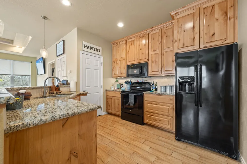 625 Skyline Drive Kingsland, TX 78639